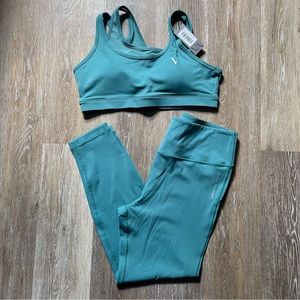 NWT Teal Sports Bra and Legging Set